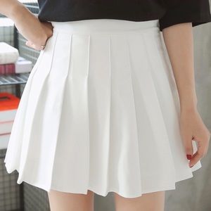 pleated denim white skirt SOLD